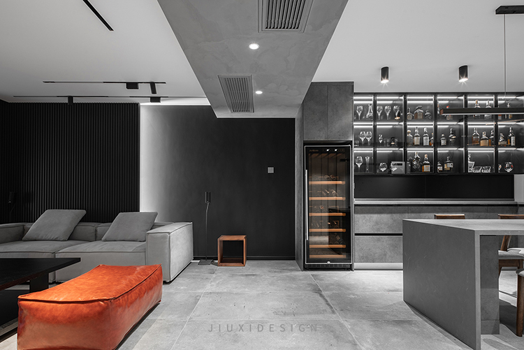 二居 简约 港式 客厅图片来自久栖设计在理想的暗系空间，简化生活本味的分享