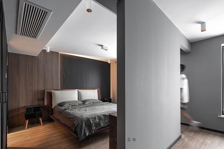 二居 简约 港式 卧室图片来自久栖设计在理想的暗系空间，简化生活本味的分享